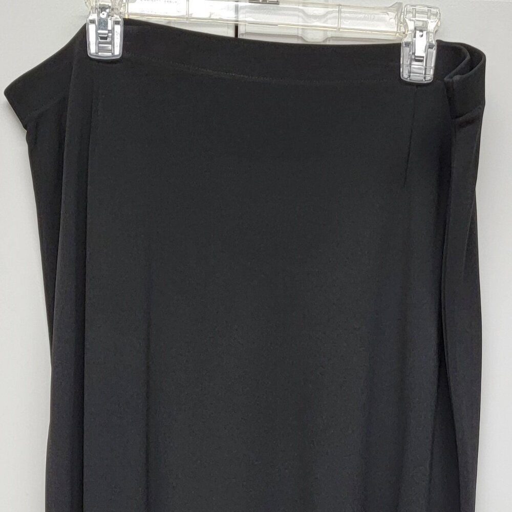 DKNY Women's Black Long Skirt Size 1XL Gently Worn